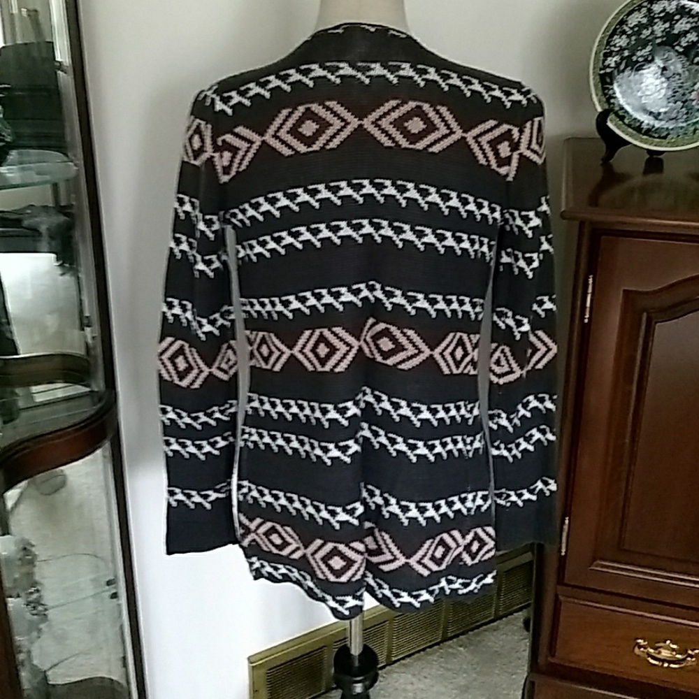 Sweater - Picture 3 of 7
